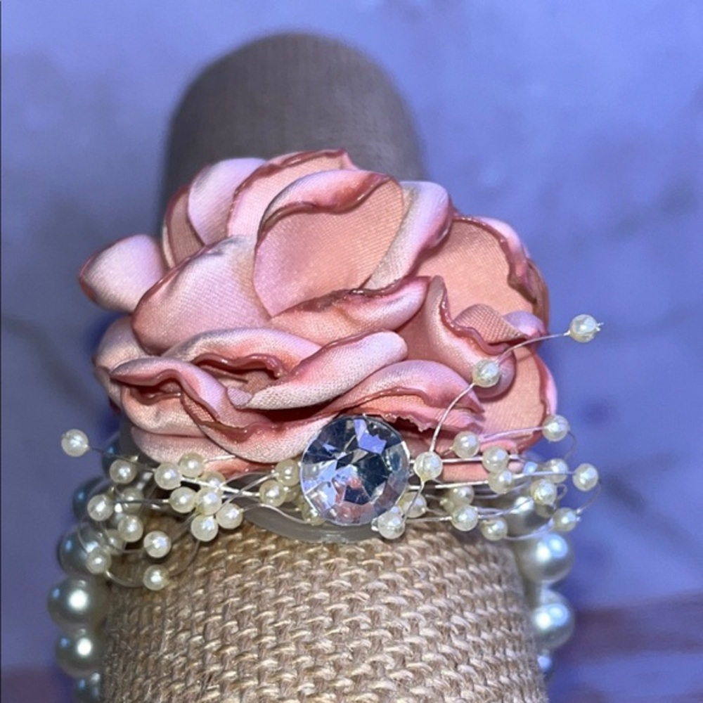 Beautiful vintage wrist corsage